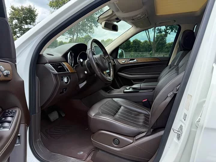 Mercedes-Benz GLE (Imported)