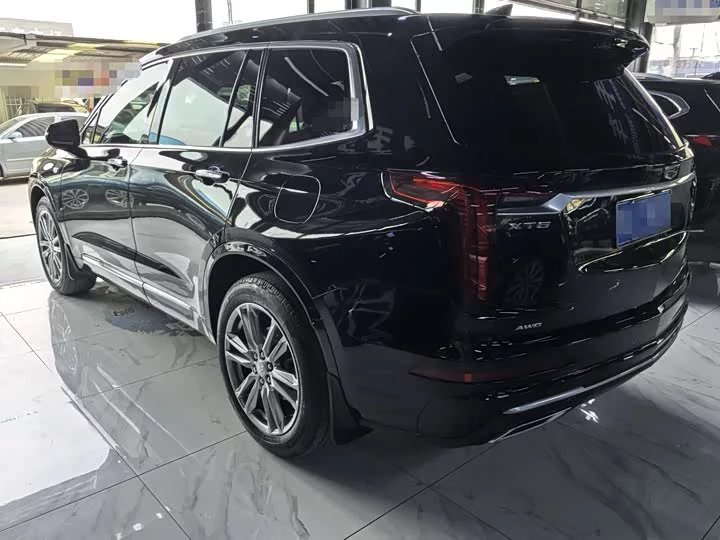 Cadillac XT6