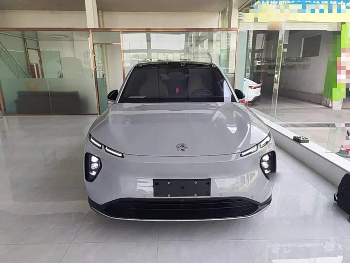 NIO EC6
