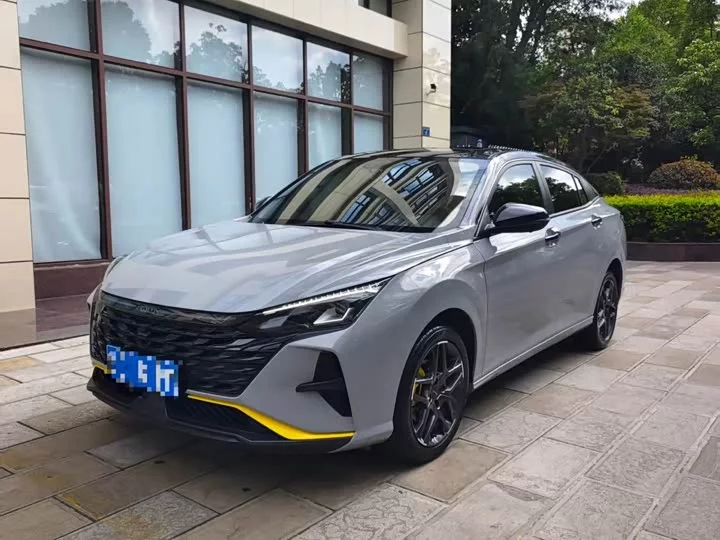 Dongfeng Yixuan