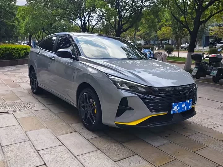 Dongfeng Yixuan