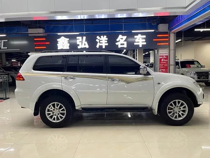 Mitsubishi Pajero Jinchang