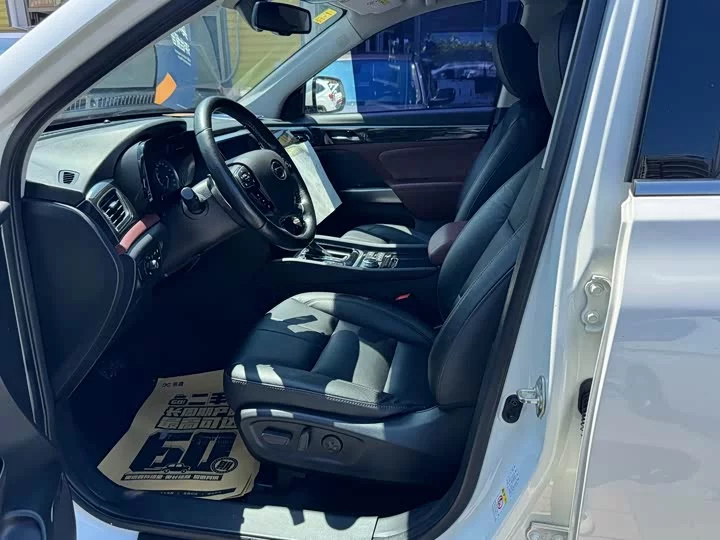 GAC Trumpchi GS8