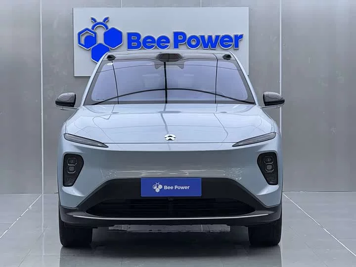 NIO EC7