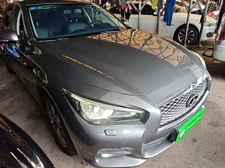 Infiniti Q50L