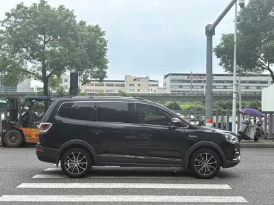 Forthing Fengxing SX6