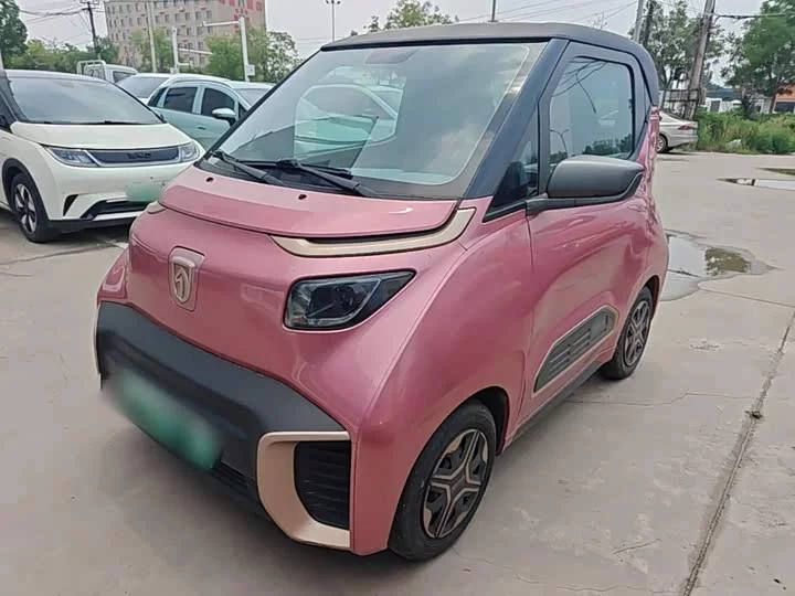 Baojun E200
