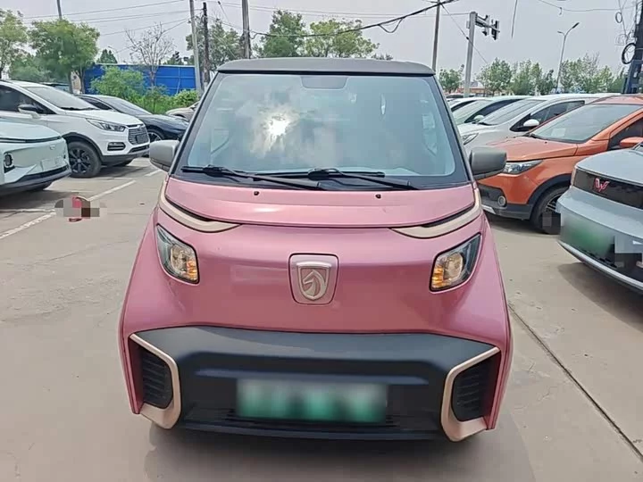 Baojun E200