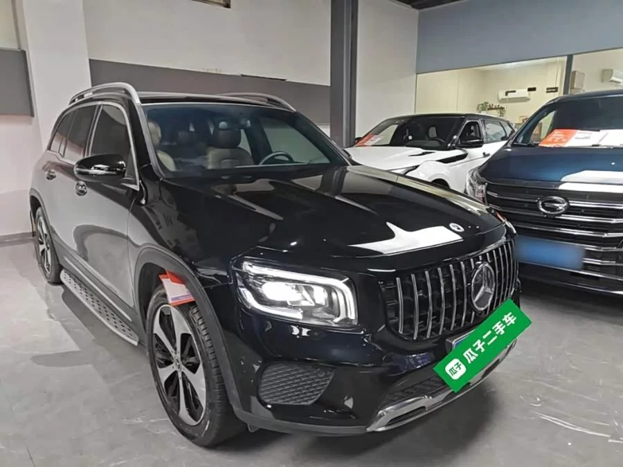 Mercedes Benz GLB