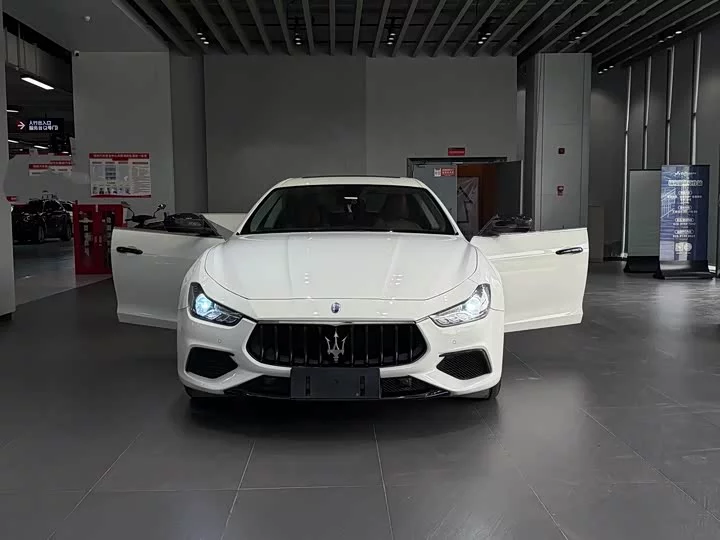 Maserati Ghibli