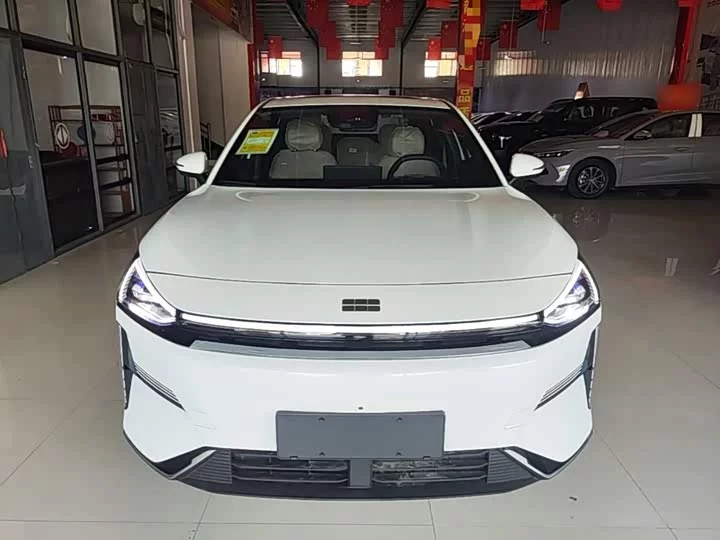 Geely Galaxy L6