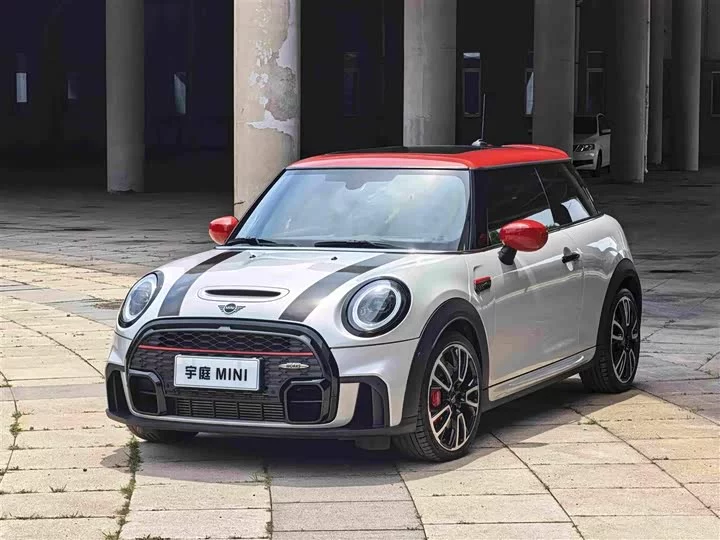 MINI JCW