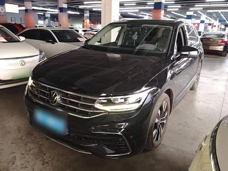 Volkswagen Tiguan L