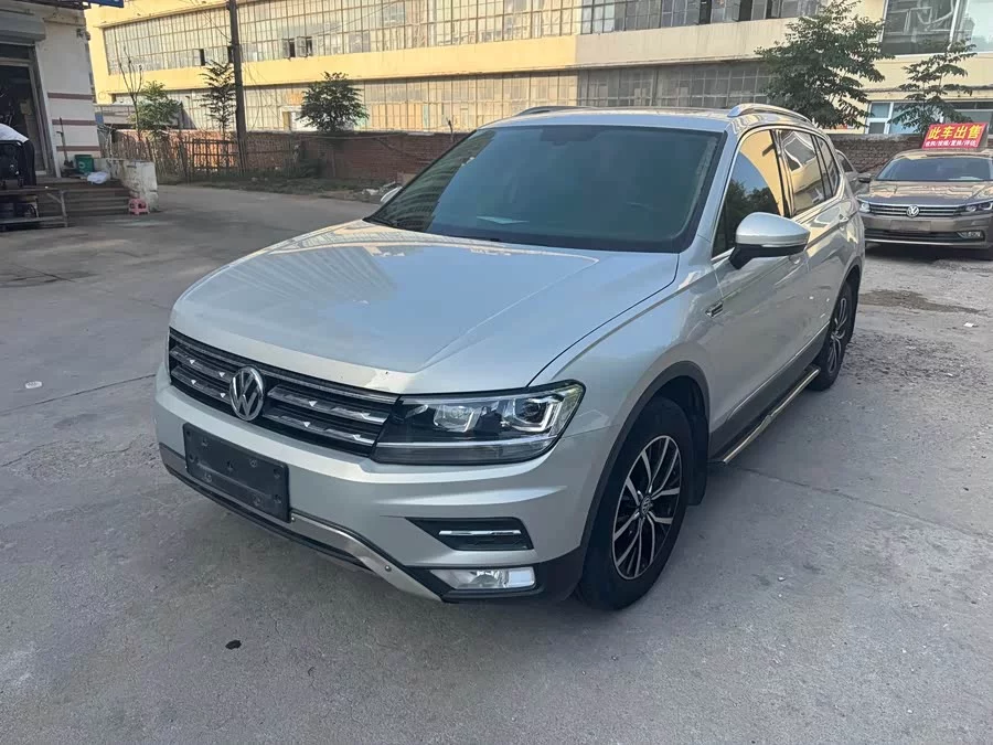 Volkswagen Tiguan L
