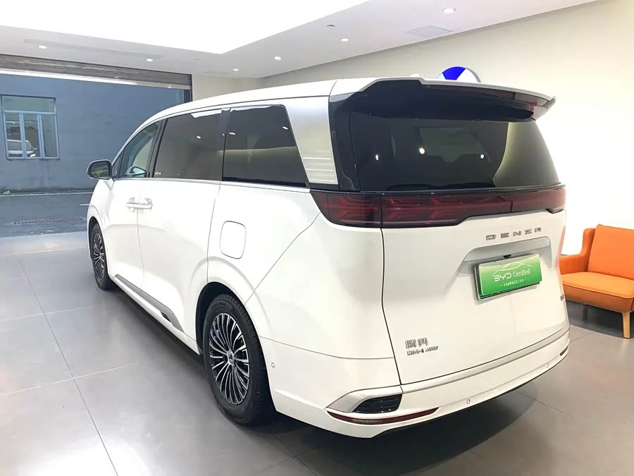 BYD D9