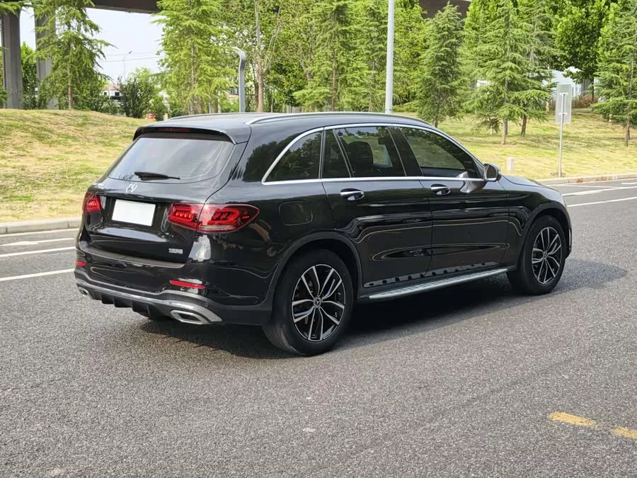 Mercedes Benz GLC
