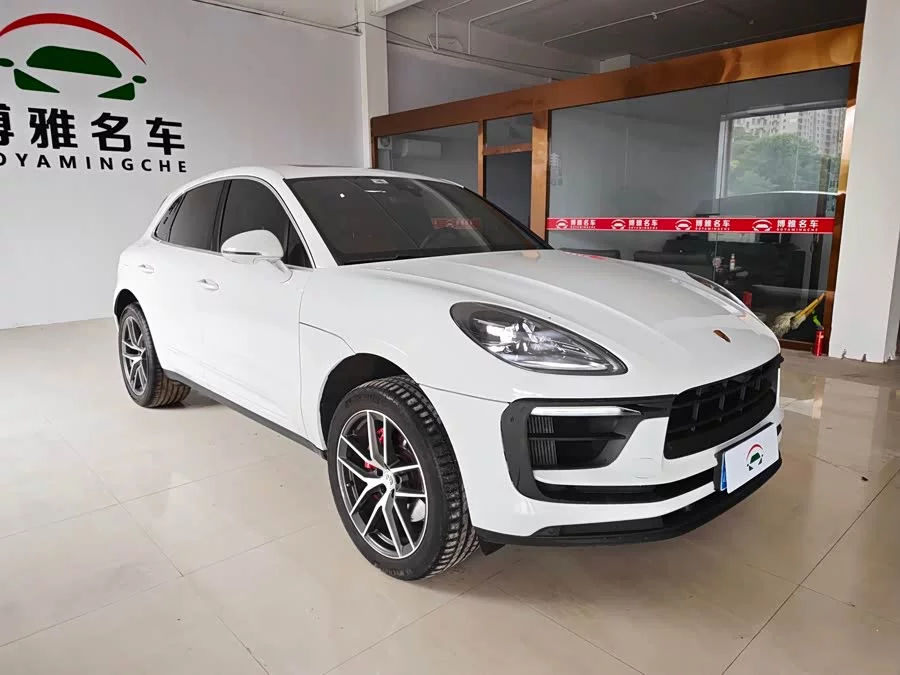 Porsche Macan