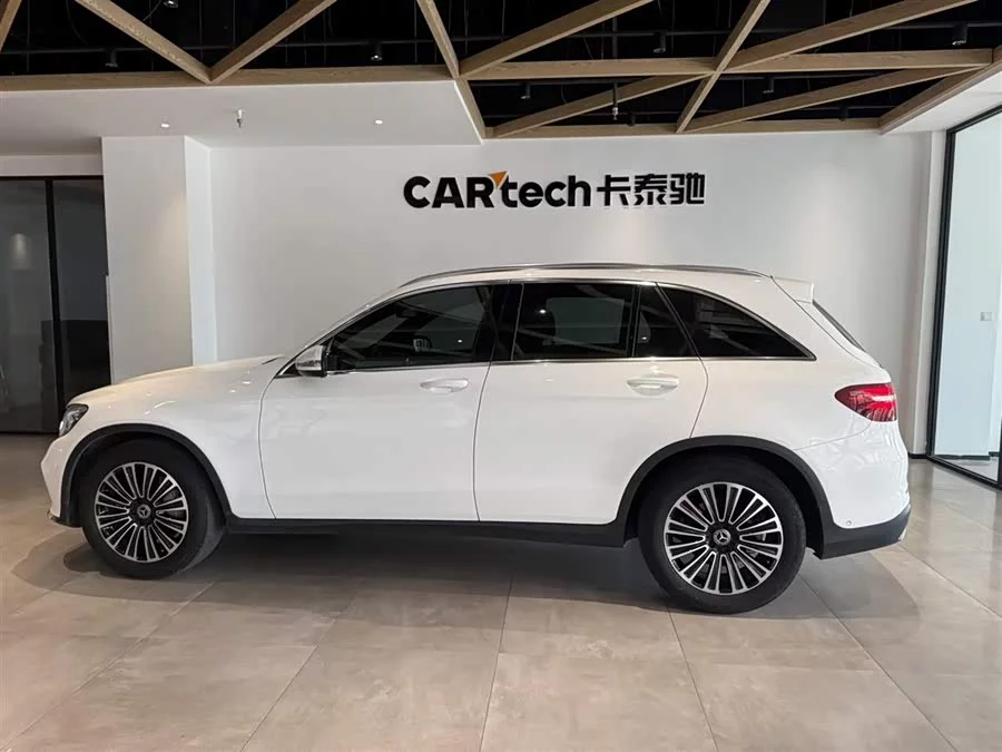 Mercedes Benz GLC