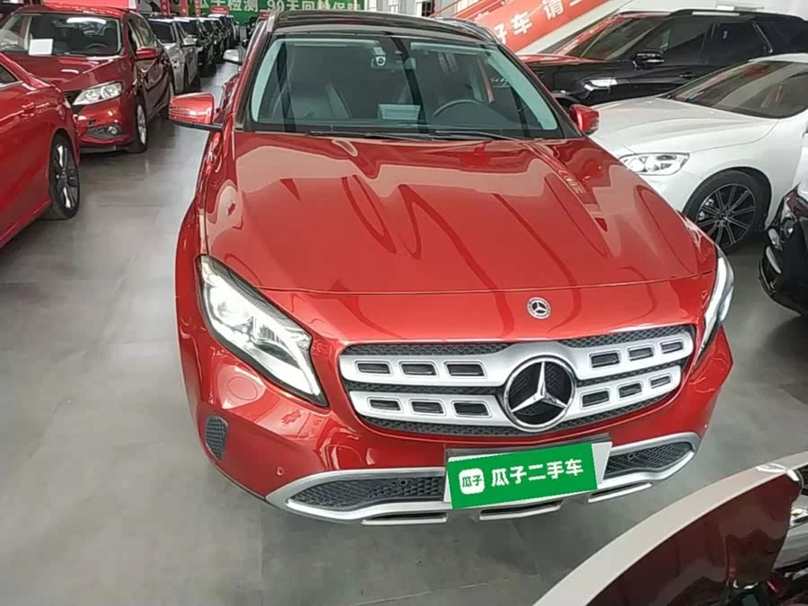 Mercedes Benz GLA