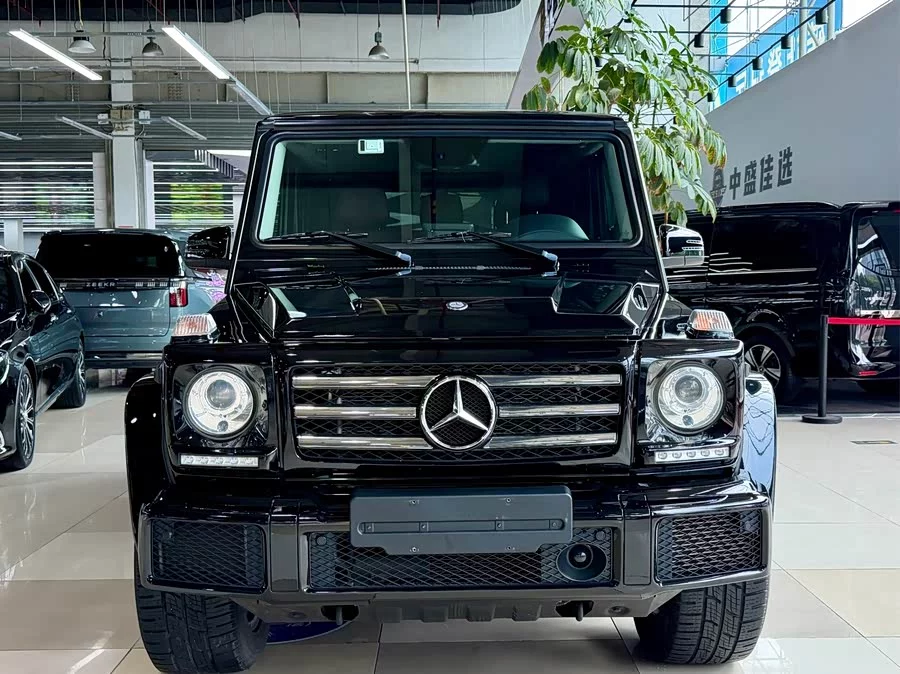 Mercedes Benz G-rated