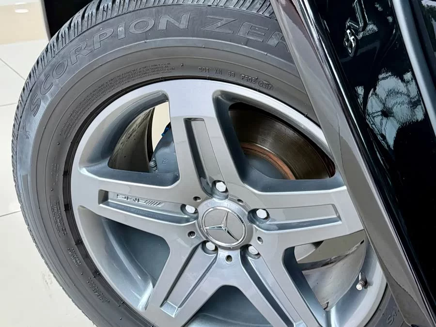 Mercedes Benz G-rated