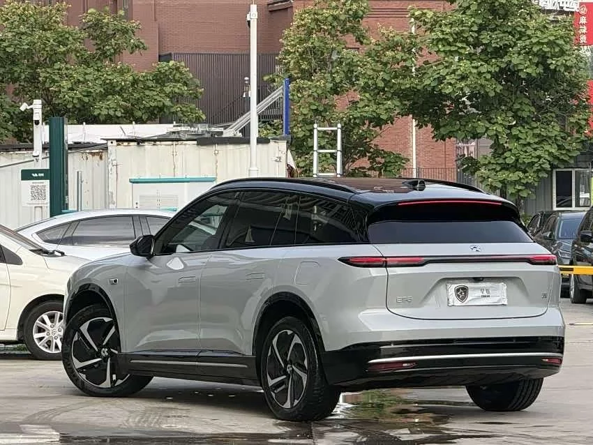NIO ES6
