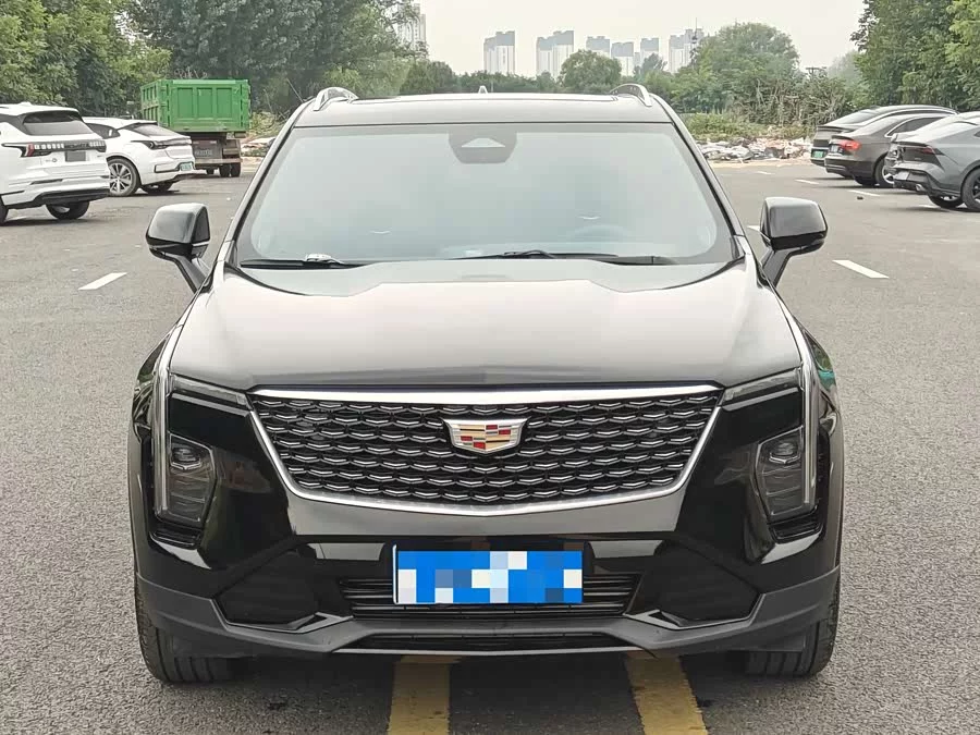 Cadillac XT4
