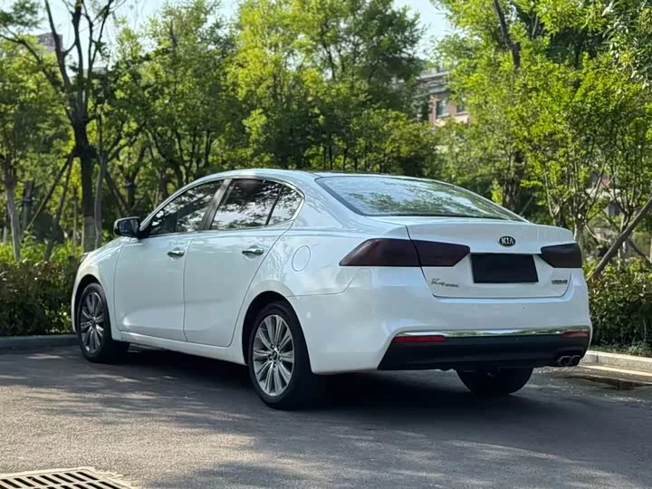 kia K4