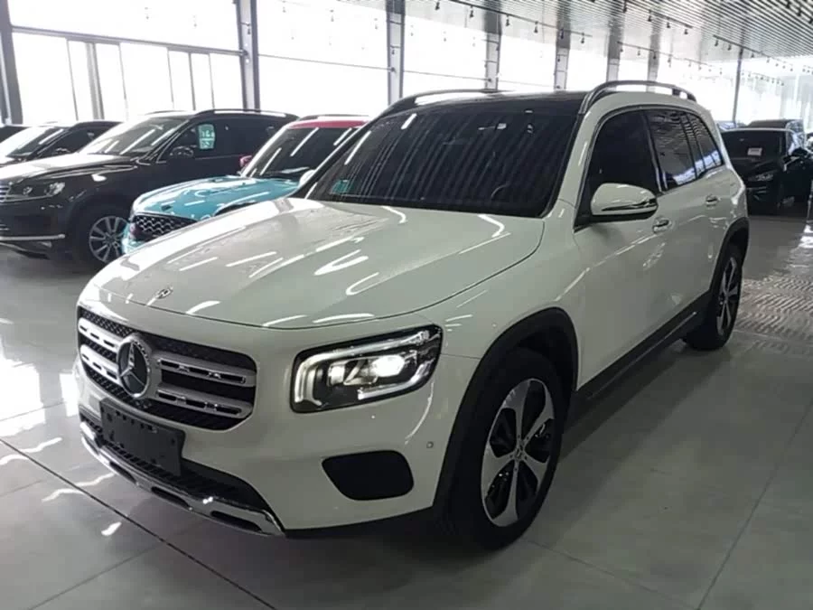 Mercedes Benz GLB
