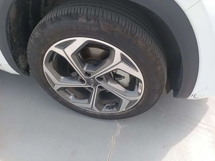 Geely Xingyue L