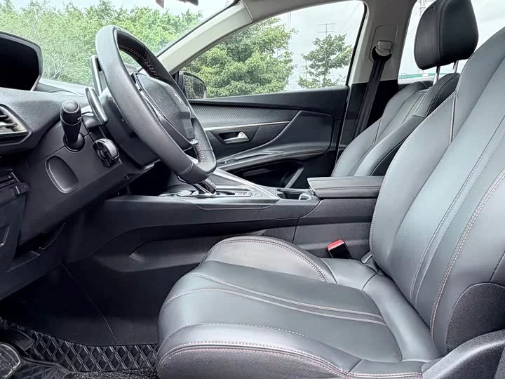 Peugeot 4008