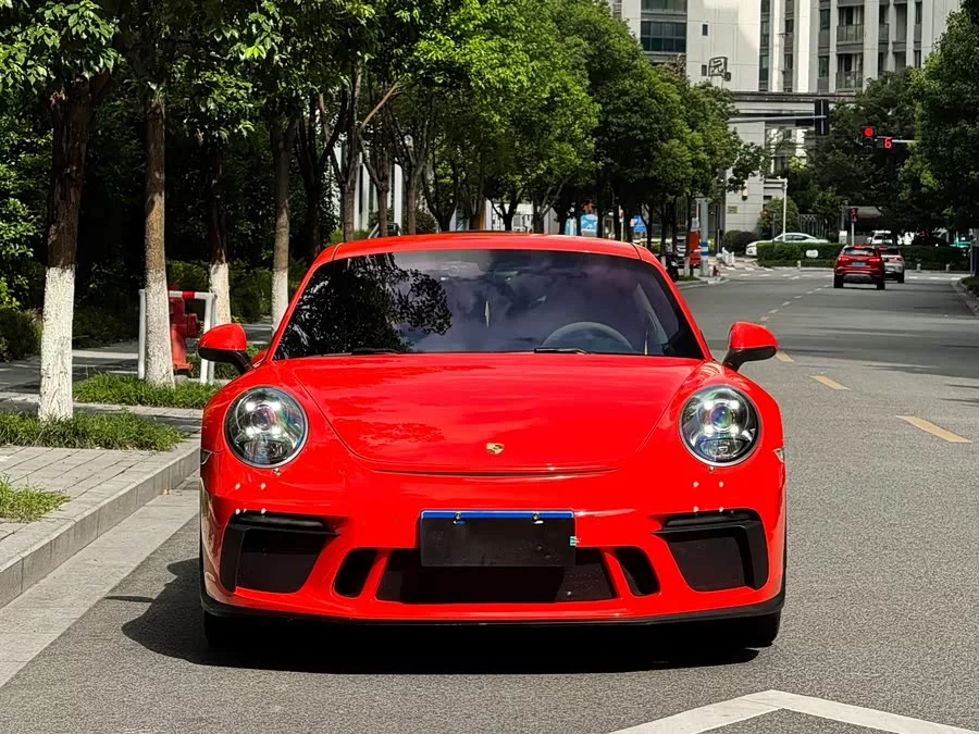 Porsche 911