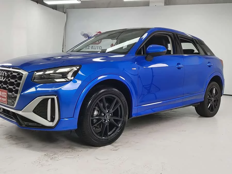 Audi Q2L
