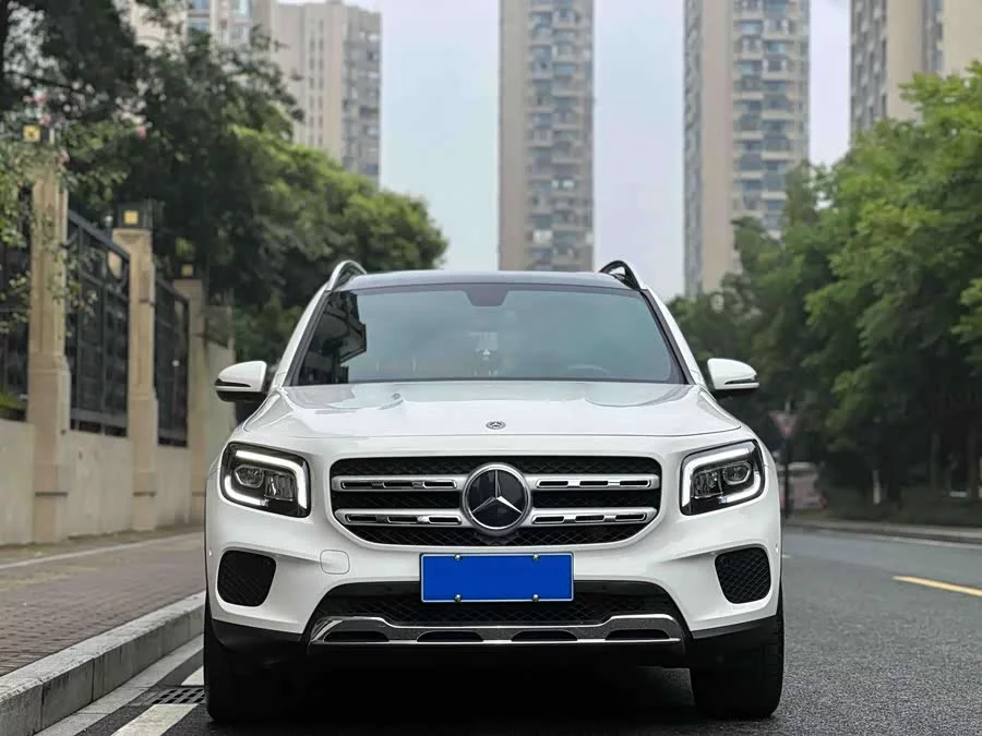 Mercedes Benz GLB