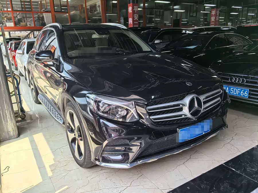 Mercedes Benz GLC