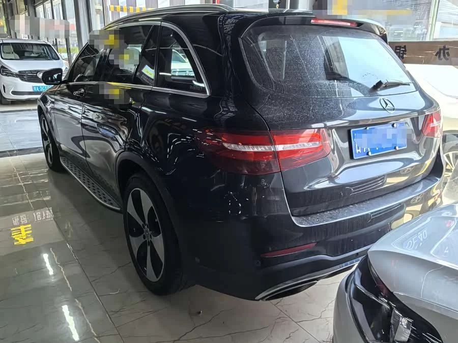 Mercedes Benz GLC
