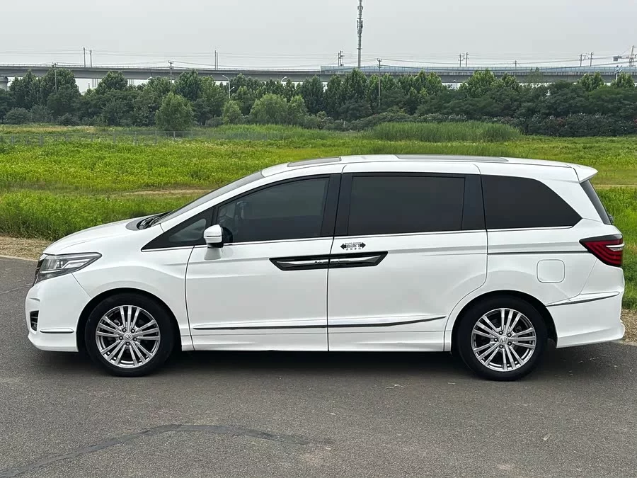 Honda Elysion
