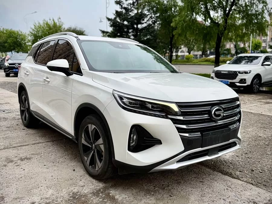 GAC Trumpchi GS4