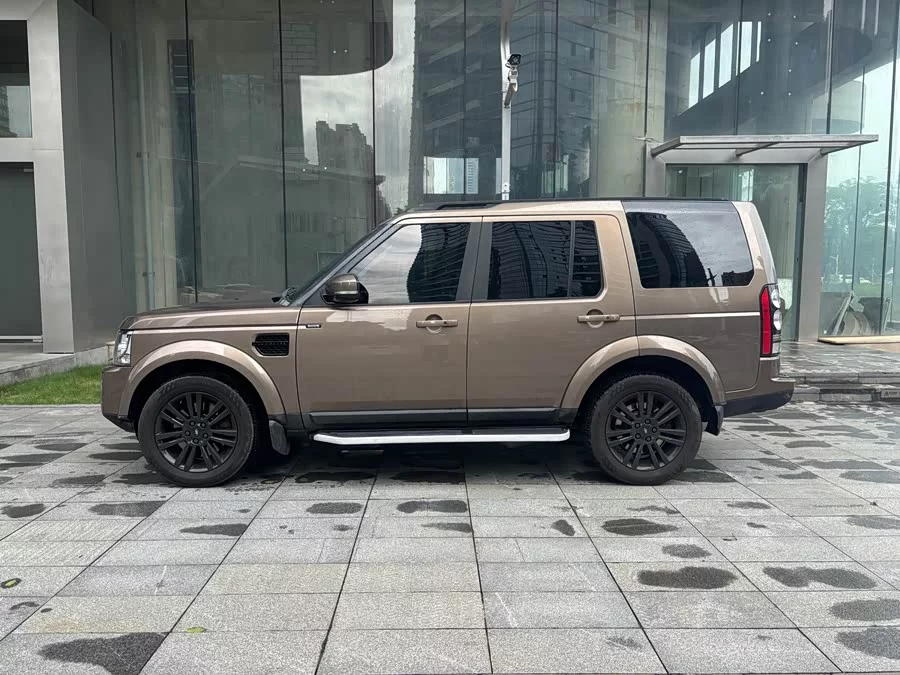 Land Rover finds