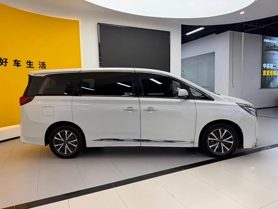 GAC Trumpchi M8