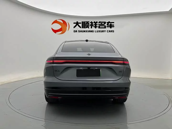 NIO EC6