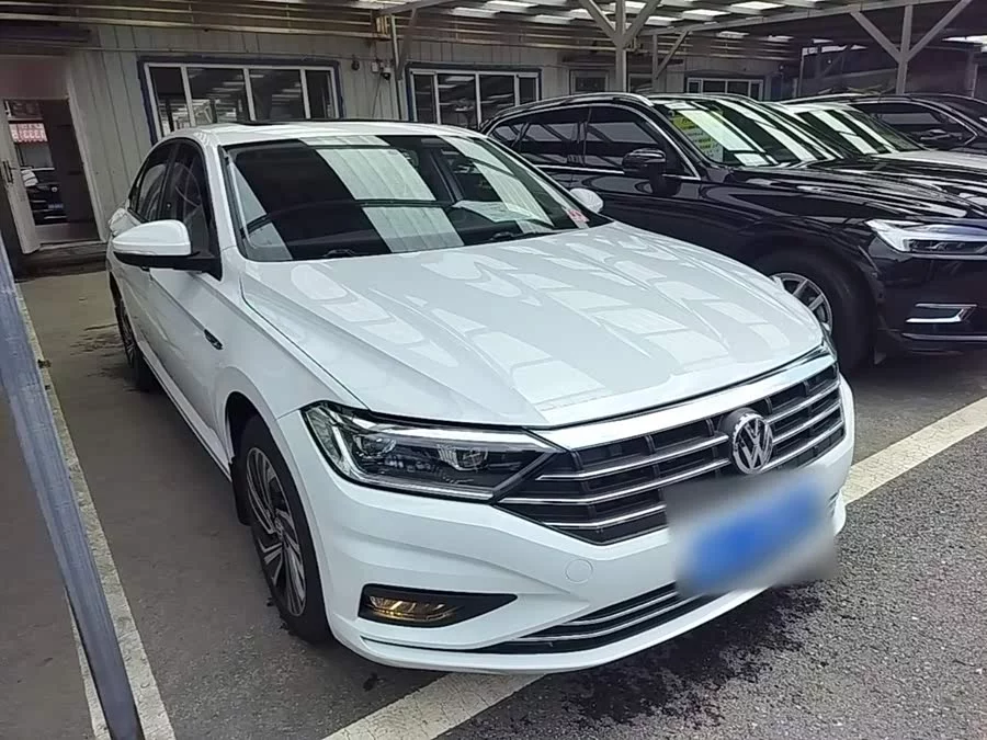 Volkswagen Sagitar