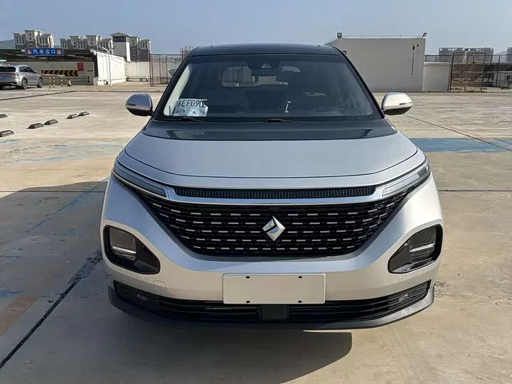Baojun RM-5