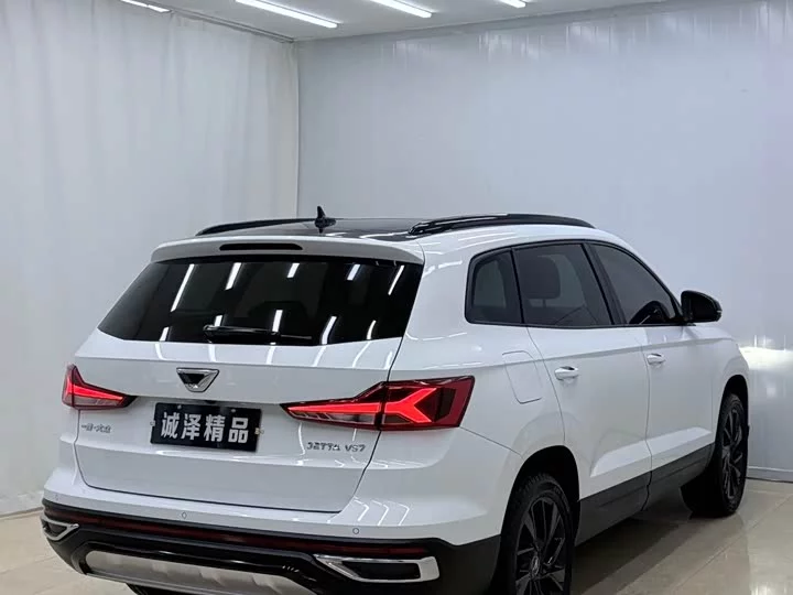 Jetta VS7
