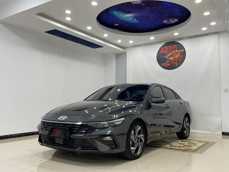 Hyundai Elantra