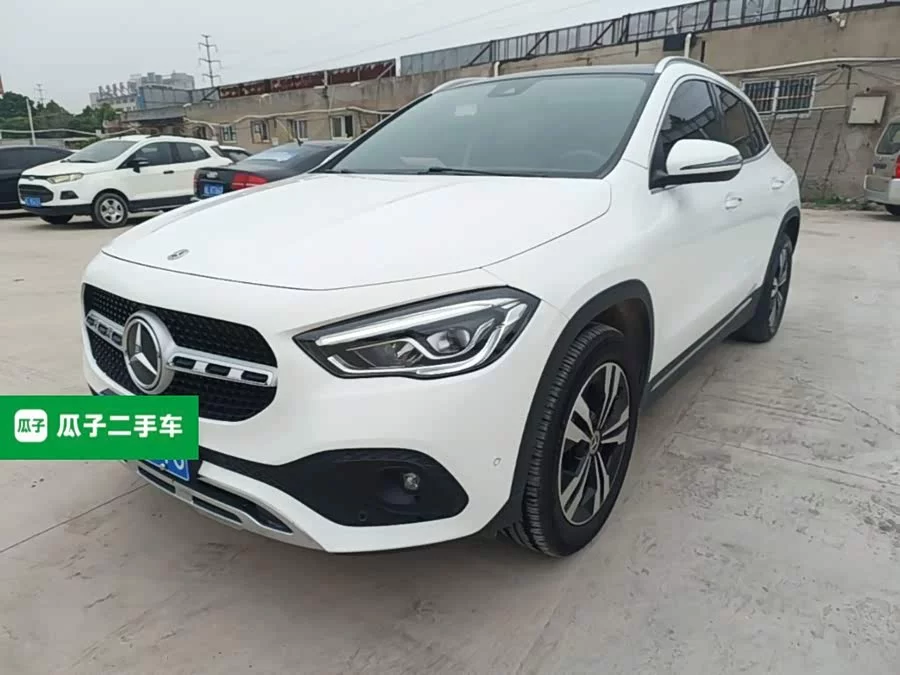 Mercedes Benz GLA