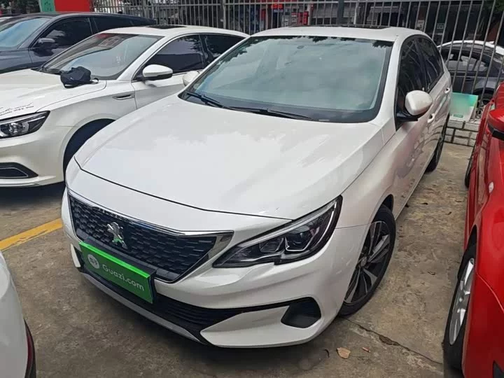 Peugeot 408