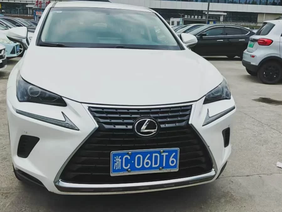 Lexus NX