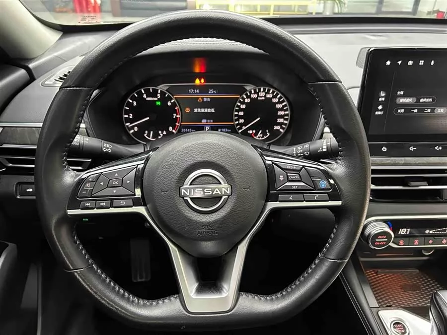 Nissan Teana