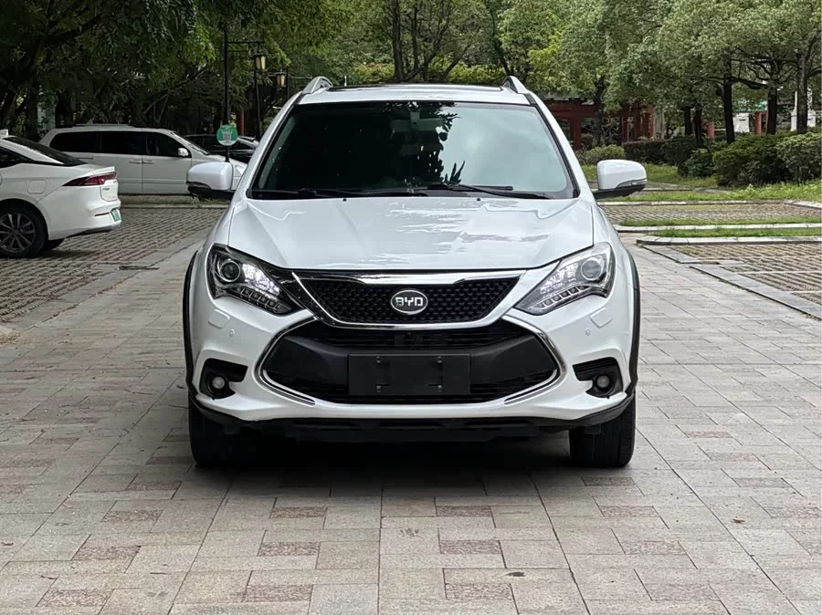 BYD Tang New Energy